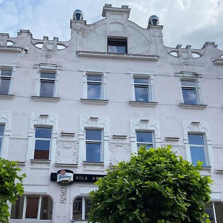 Hotel Bila Ruze Strakonice Exterior photo